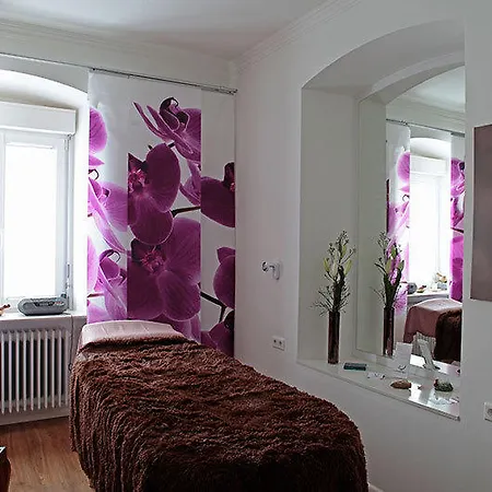 Apartman Lebenskunst Gaestehaus Zum Wohlfuehlen